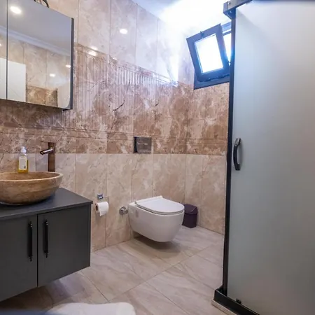 Villa House With Pool And Mesmerizing View In Seydikemer Bayirkoy (Seydikemer)