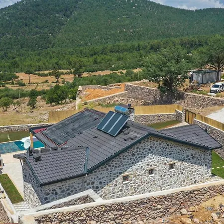 Villa House With Pool And Mesmerizing View In Seydikemer