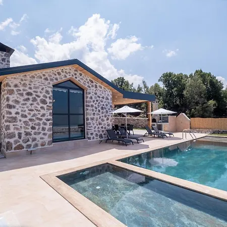 House With Pool And Mesmerizing View In Seydikemer Villa *